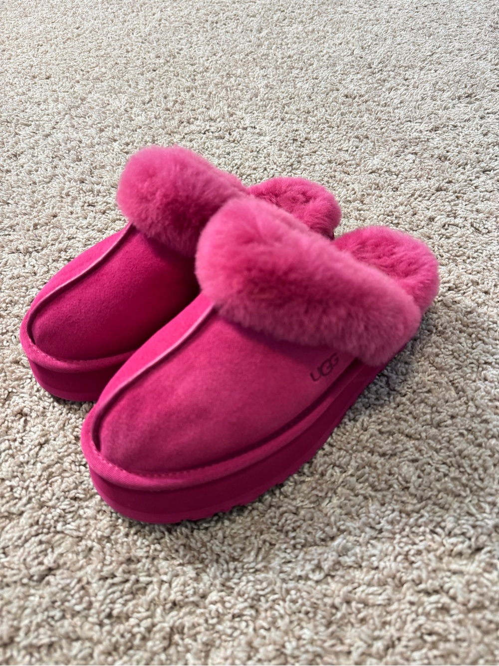 Ugg Disquette Women's Size 7 Pink Platform Slippers - Picture 2 of 10